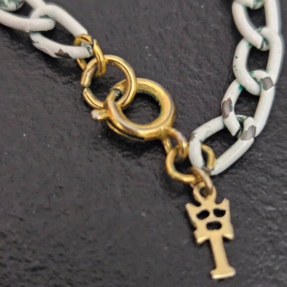 VintageTrifari White Enamel Chain and Pendant Cross Necklace - Picture 5 of 10